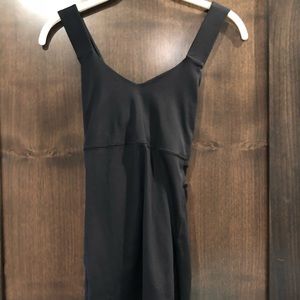 Lululemon black workout top